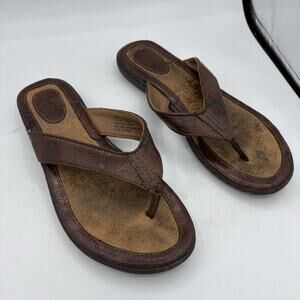 Born BOC Sandals Womens Size 8‎ Brown Thong Flip Flop Floral Embossed